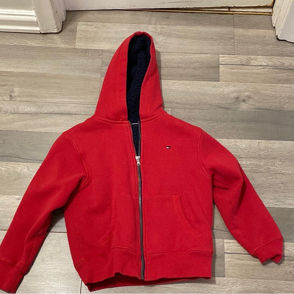 Kids tommy hilfigure super warm fleece lined sweater